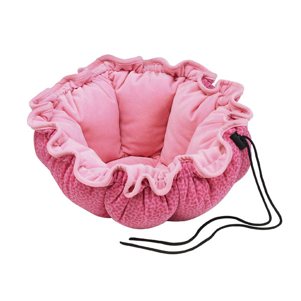 Buttercup Pink Puppy Bones Bed is the perfect nest bed for cats and small dogs or puppies. Shop for dog beds at Calling All Dogs